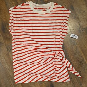 Old Navy Women's Red and White Striped Tee